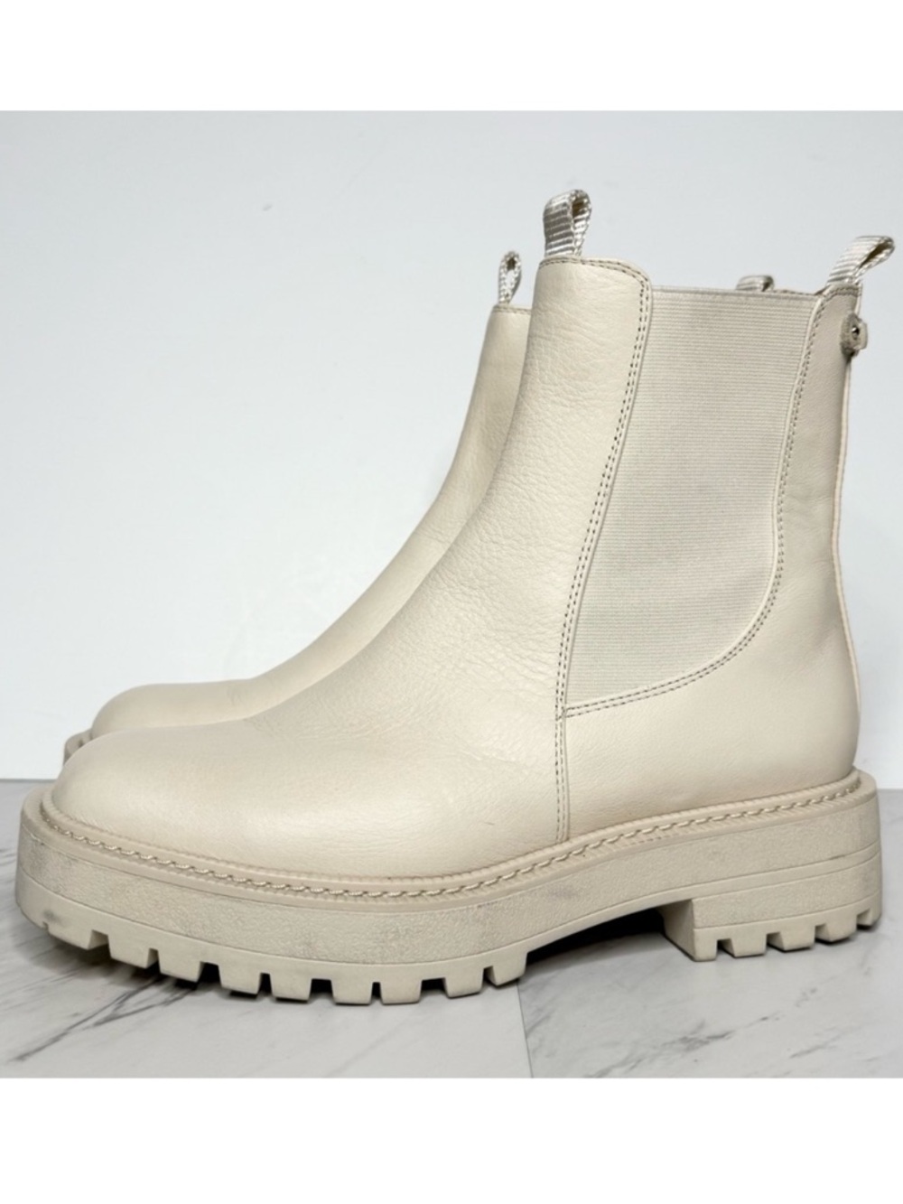 Sam Edelman Laguna Leather Chelsea Boot 8M
